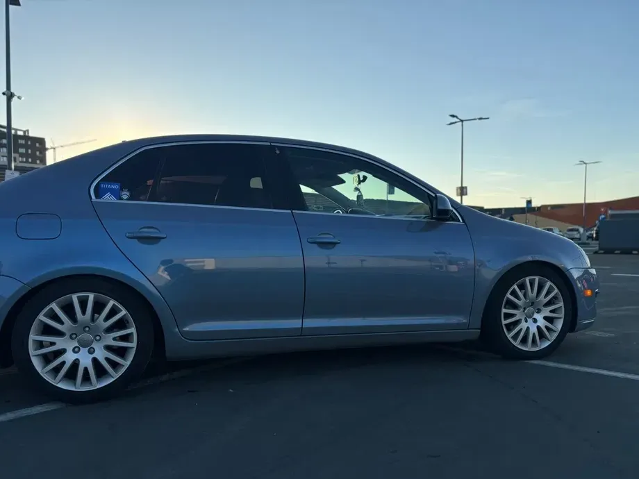 Volkswagen Jetta A5 — imagine 7