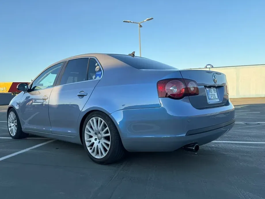 Volkswagen Jetta A5 — imagine 4
