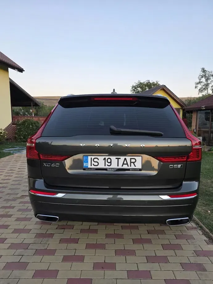Volvo XC 60 II D5 AWD Geartronic Inscription — imagine 10