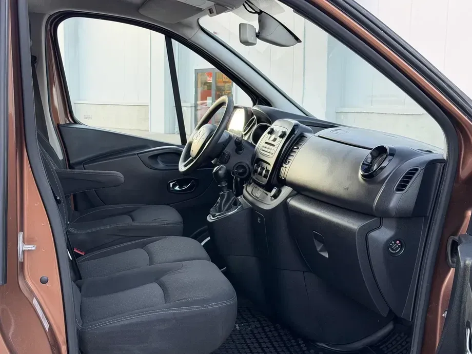 Opel Vivaro — imagine 4