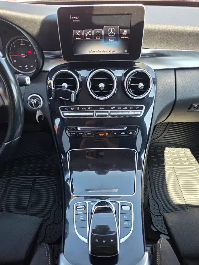 Mercedes-Benz C W205 — imagine 8