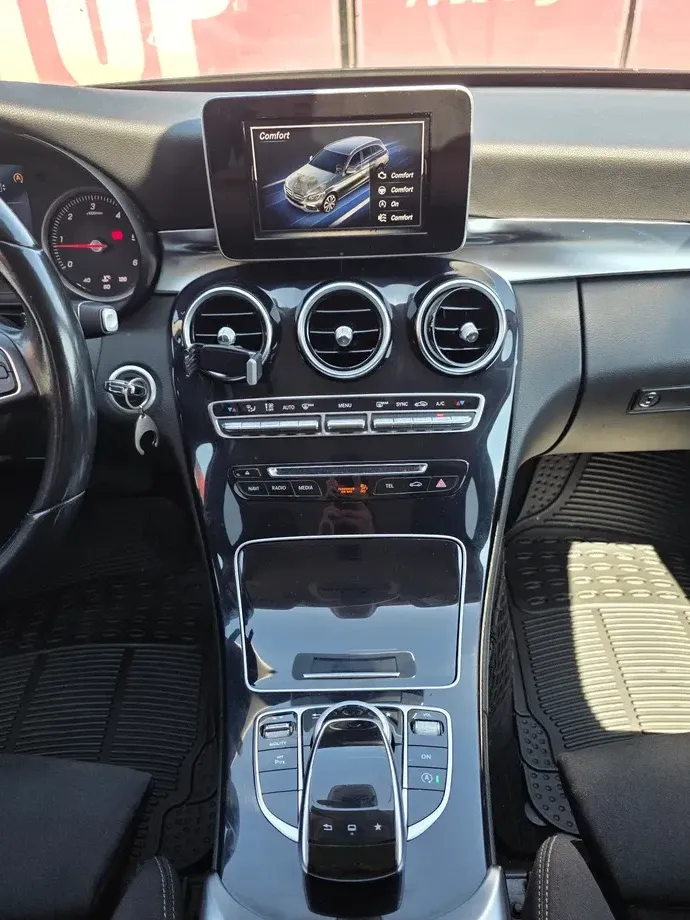 Mercedes-Benz C W205 — imagine 9