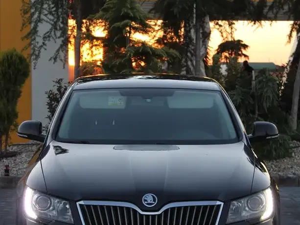 Škoda Superb II 2.0 TDI Elegance DSG