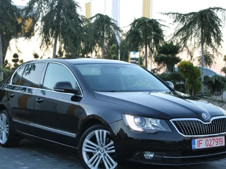 Škoda Superb II 2.0 TDI Elegance DSG