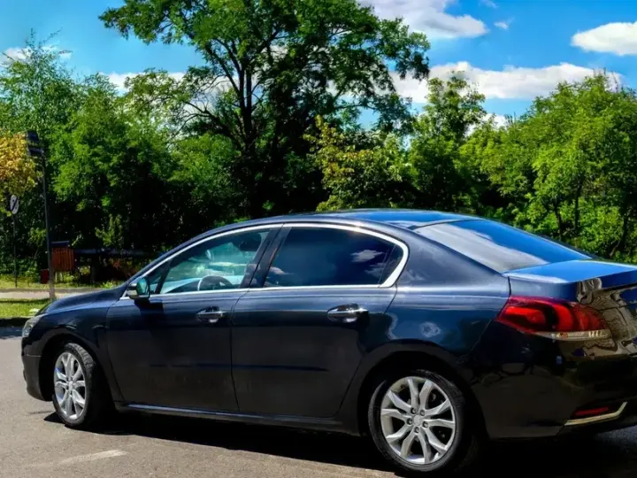 Peugeot 508 I