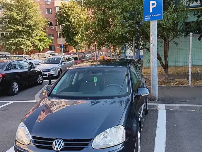 Volkswagen Golf V