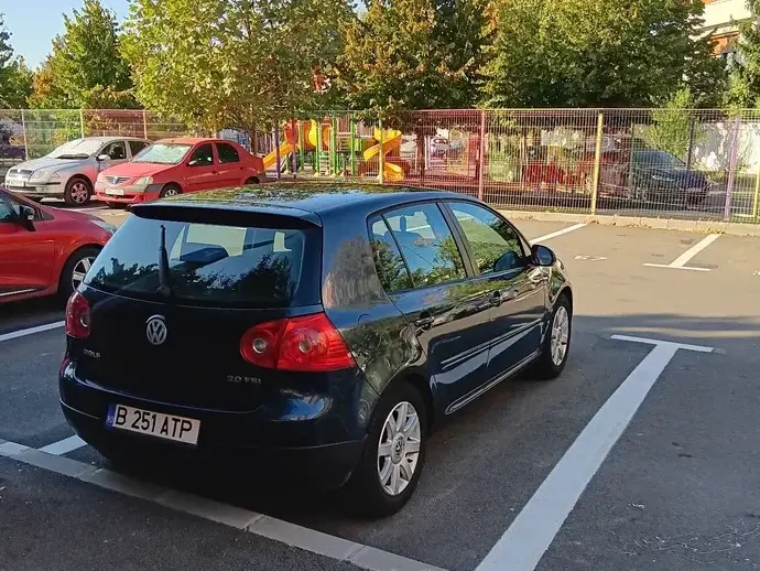 Volkswagen Golf V