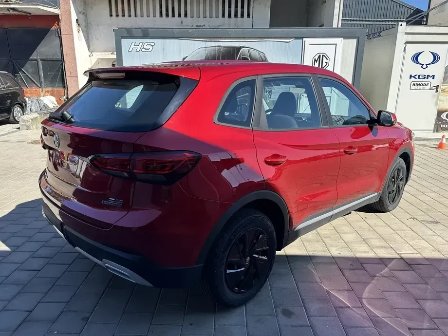 MG ZS HEV Hybrid+ Standard — imagine 6