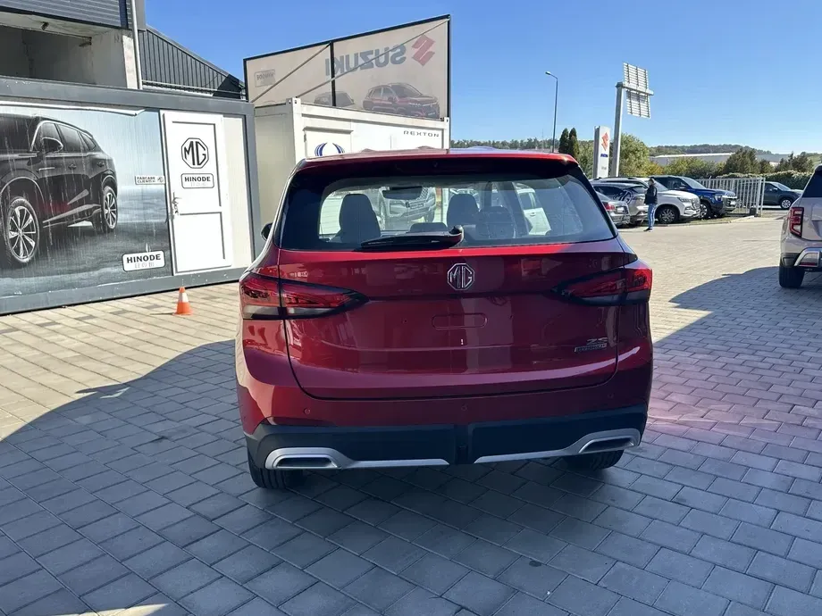 MG ZS HEV Hybrid+ Standard — imagine 5