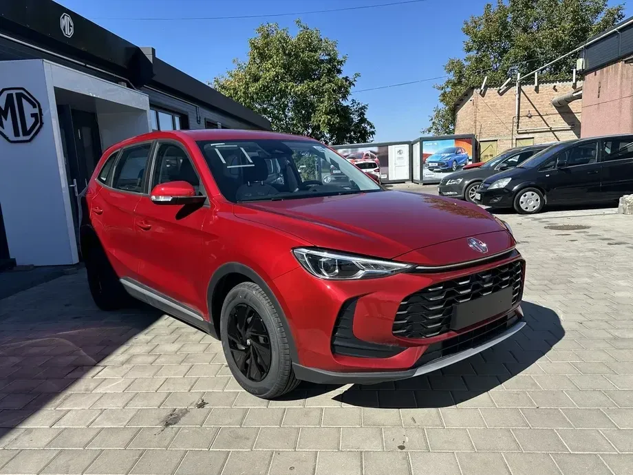 MG ZS HEV Hybrid+ Standard — imagine 8