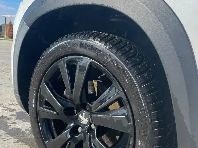 Peugeot 2008 I