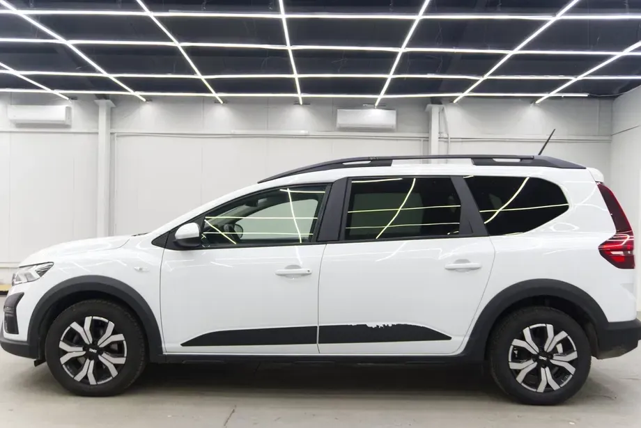 Dacia Jogger — imagine 8