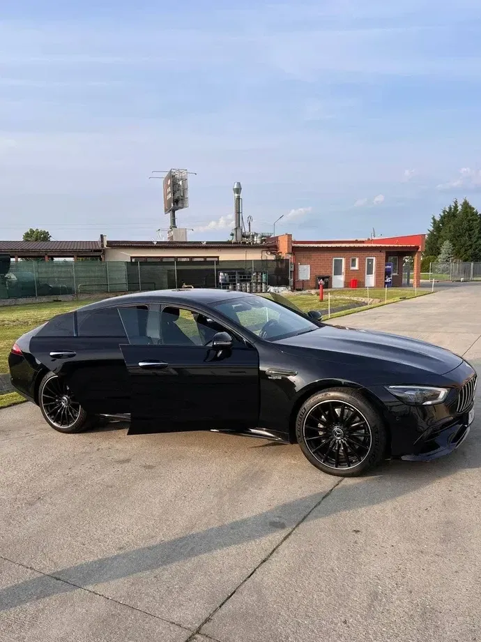 Mercedes-Benz AMG GT 4-door Coupe — imagine 9