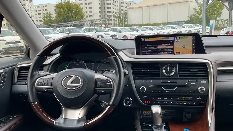 Lexus RX IV 450h AWD Luxury Panorama — imagine 10