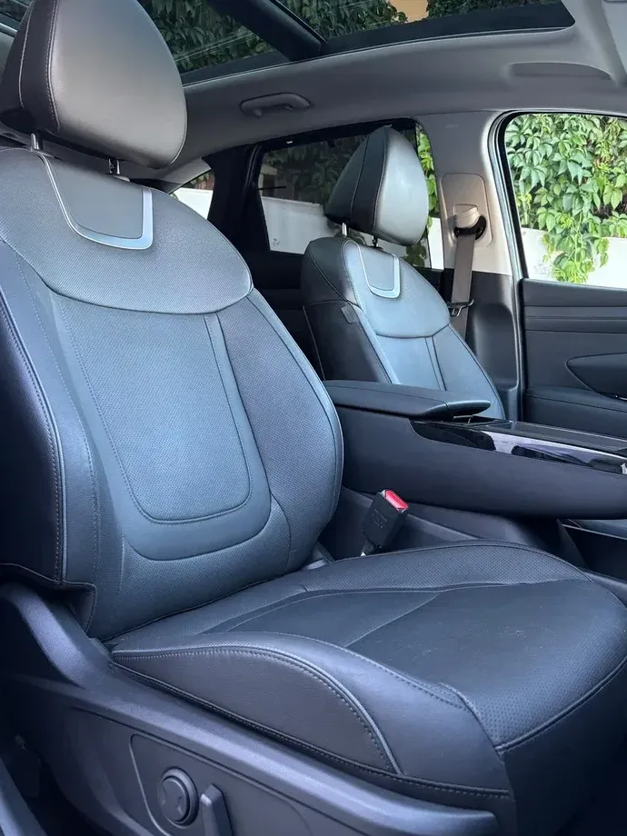 Hyundai Tucson IV 1.6 l 215 CP 4WD 6AT HEV Luxury — imagine 5