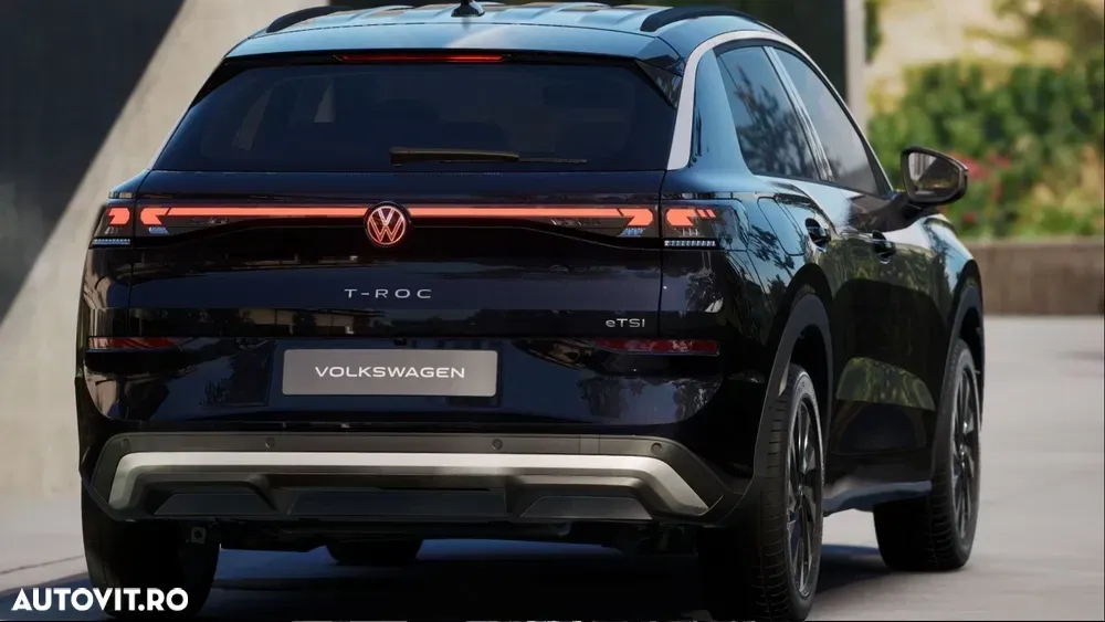 Volkswagen T-Roc 1.5 eTSI 115 CP DSG MHEV Life — imagine 5