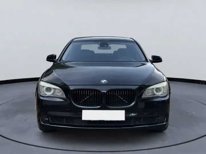BMW Seria 7 F01/F02