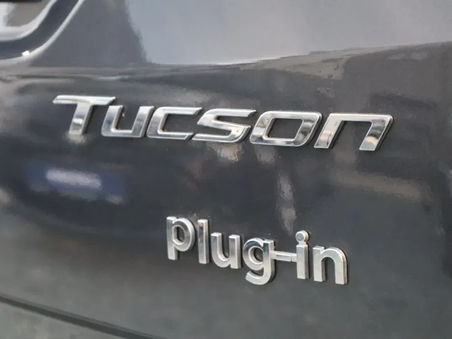 Hyundai Tucson PHEV 1.6 l 265 CP 4WD 6AT Luxury — imagine 10