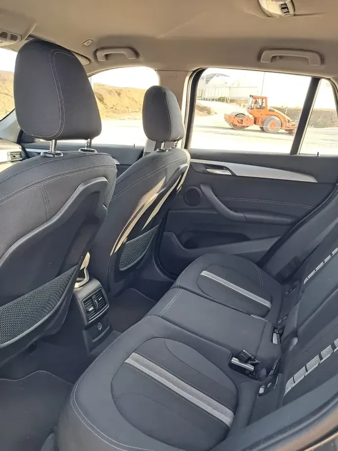 BMW X1 F48 — imagine 7