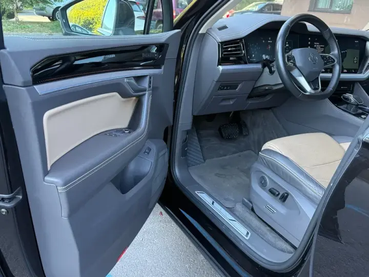 Volkswagen Touareg V6 TDI 4MOTION Elegance