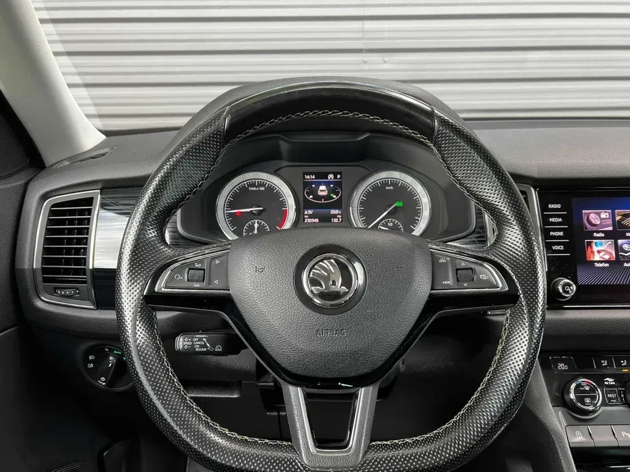 Škoda Kodiaq 2.0 TDI 4X4 DSG Sportline — imagine 9