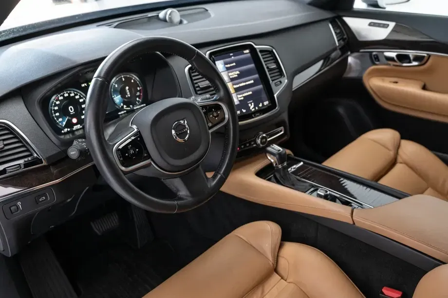 Volvo XC 90 D5 AWD Geartronic Momentum — imagine 5