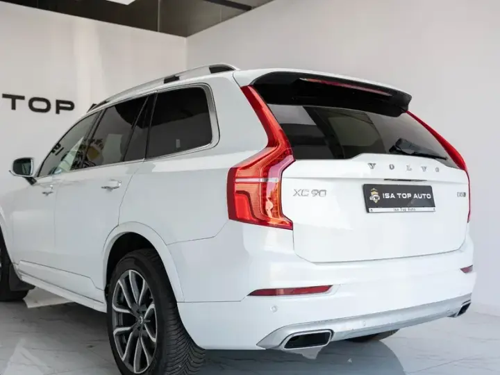Volvo XC 90 D5 AWD Geartronic Momentum