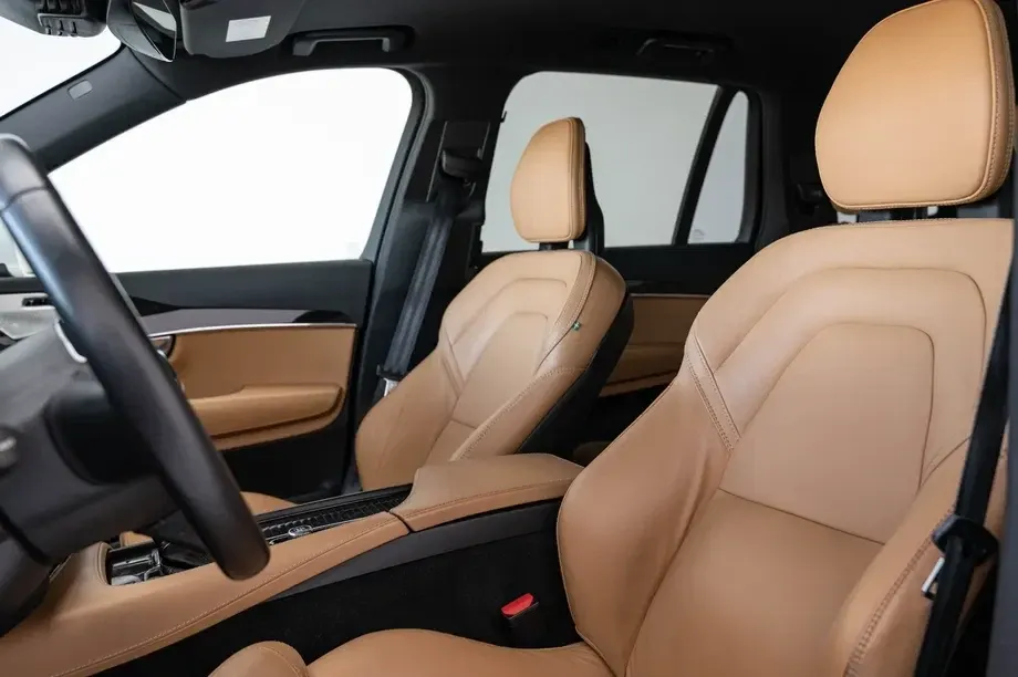 Volvo XC 90 D5 AWD Geartronic Momentum — imagine 6