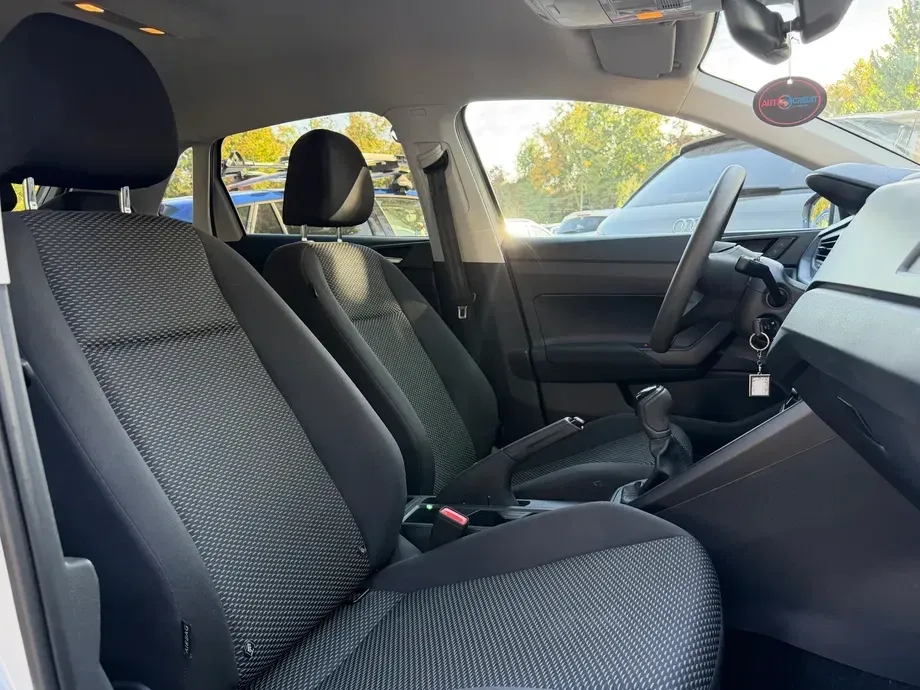 Volkswagen Polo VI 1.0 MPI Base — imagine 8