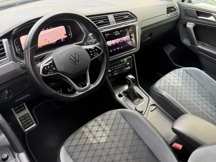 Volkswagen Tiguan 2.0 TDI SCR 4MOTION DSG R-Line