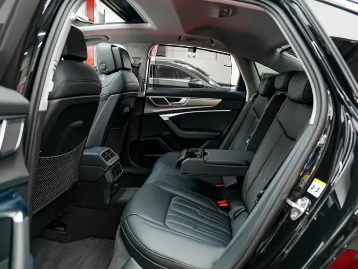Audi A6 C8 45 TDI quattro S tronic S line