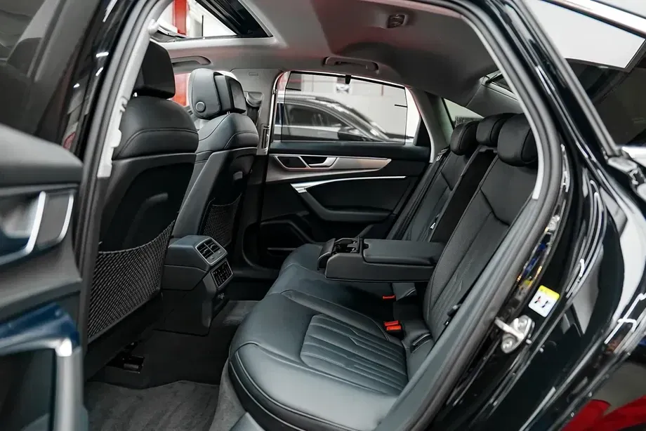 Audi A6 C8 45 TDI quattro S tronic S line — imagine 6