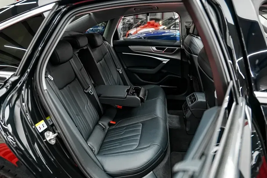 Audi A6 C8 45 TDI quattro S tronic S line — imagine 10
