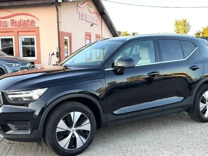 Volvo XC 40 Recharge T4 Twin Engine AT7 Inscription Expression