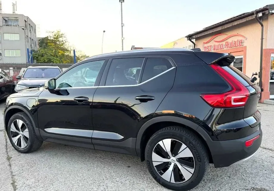 Volvo XC 40 Recharge T4 Twin Engine AT7 Inscription Expression — imagine 6