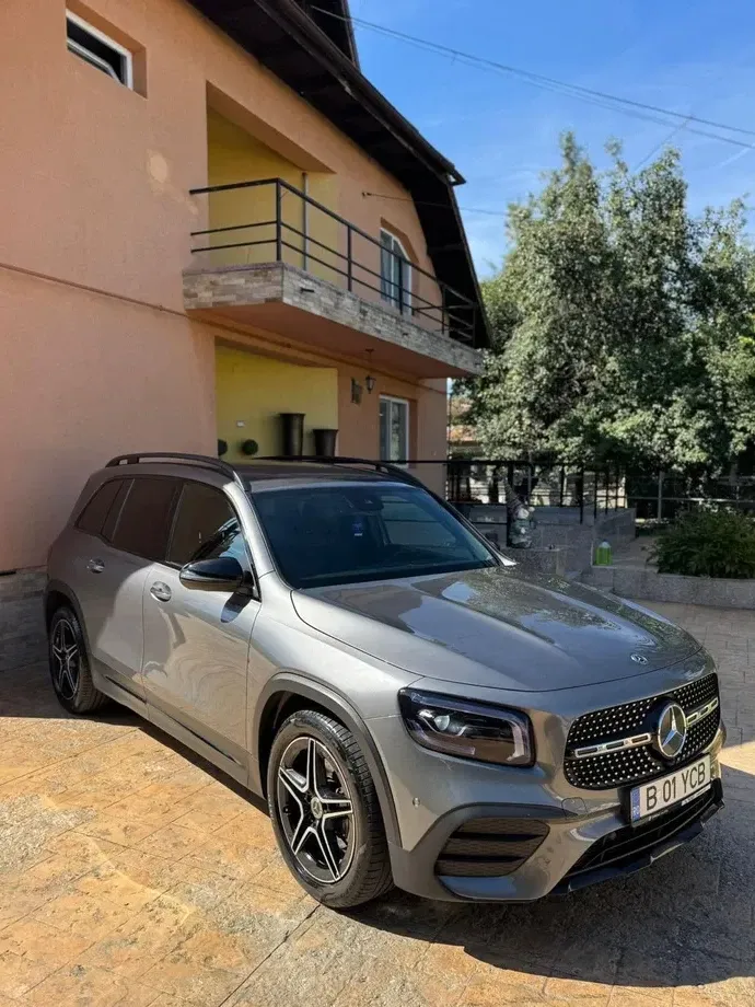 Mercedes-Benz GLB — imagine 8