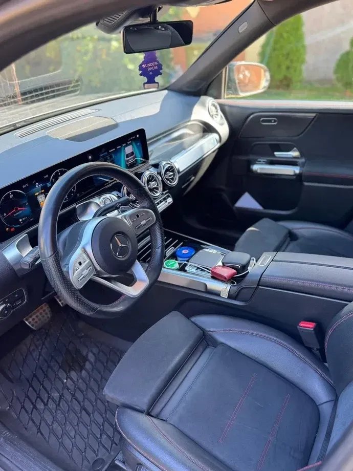Mercedes-Benz GLB — imagine 5