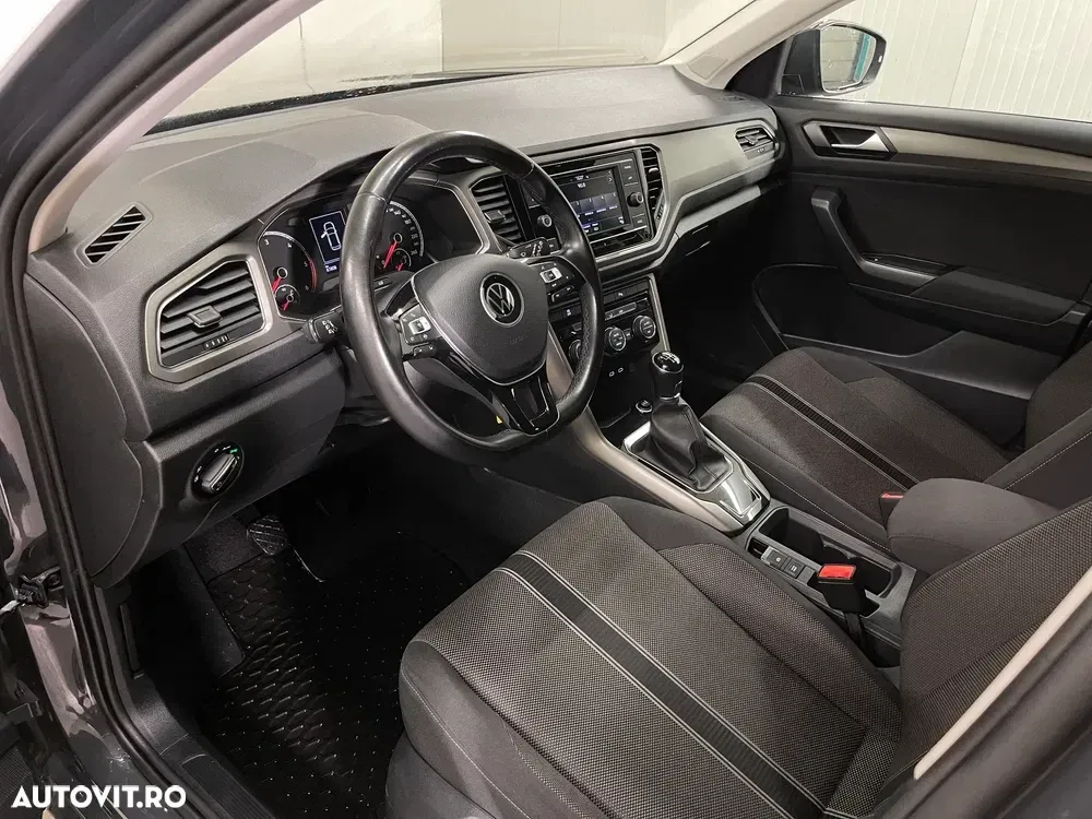 Volkswagen T-Roc 2.0 TDI Design — imagine 5