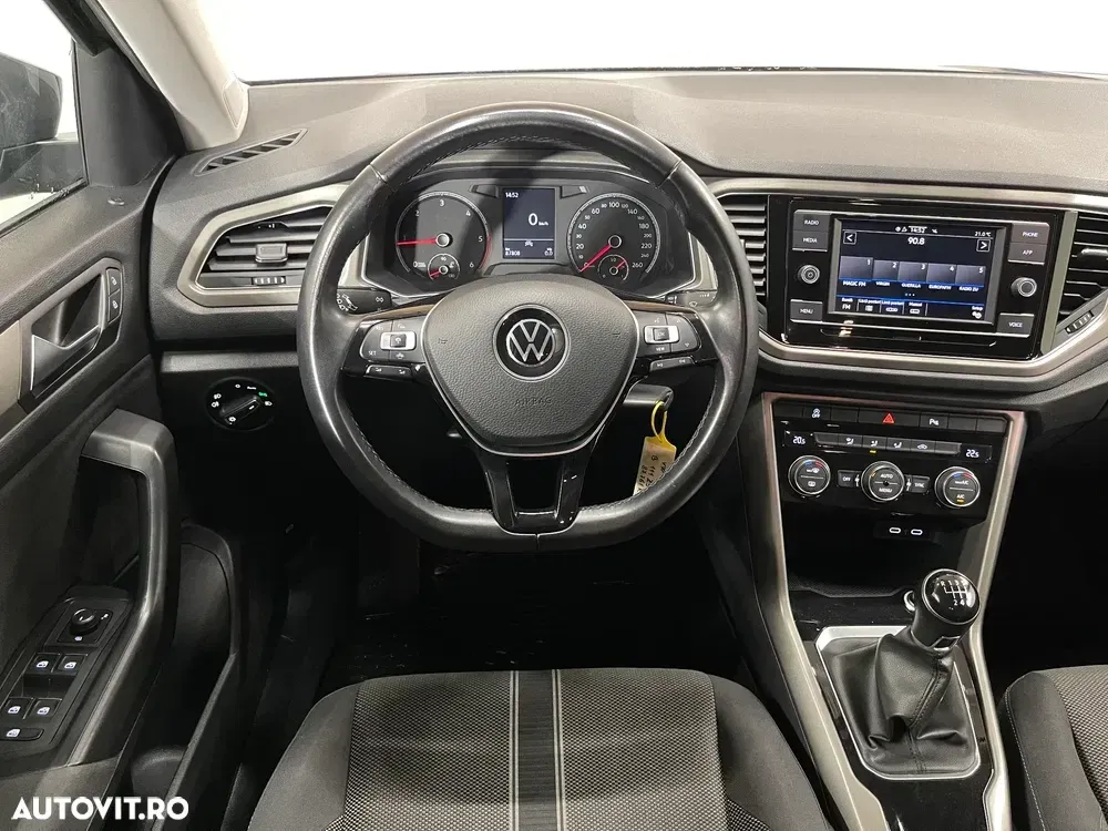 Volkswagen T-Roc 2.0 TDI Design — imagine 6