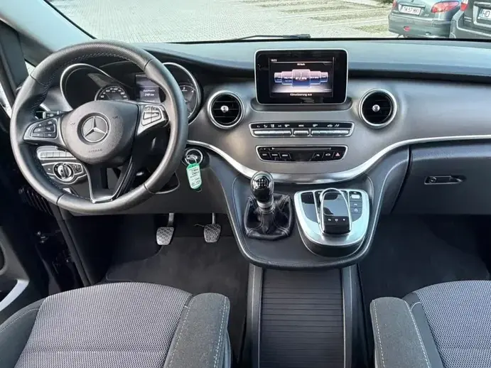 Mercedes-Benz V