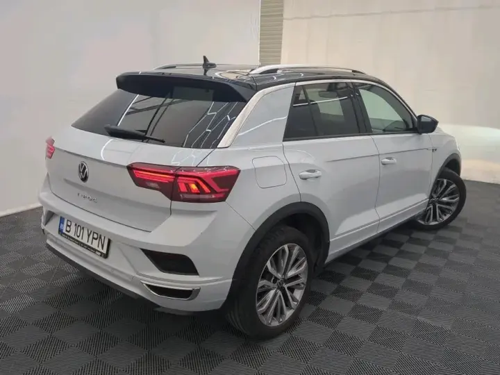 Volkswagen T-Roc 1.5 TSI DSG R-Line