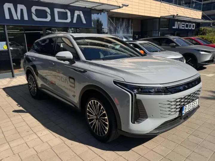 Omoda 9
