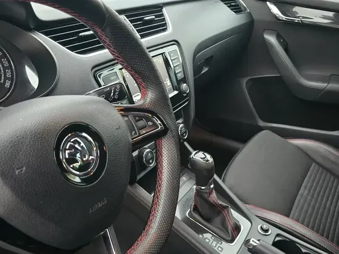 Škoda Octavia III 2.0 TDI 4x4 DSG RS