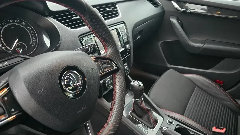 Škoda Octavia III 2.0 TDI 4x4 DSG RS — imagine 4