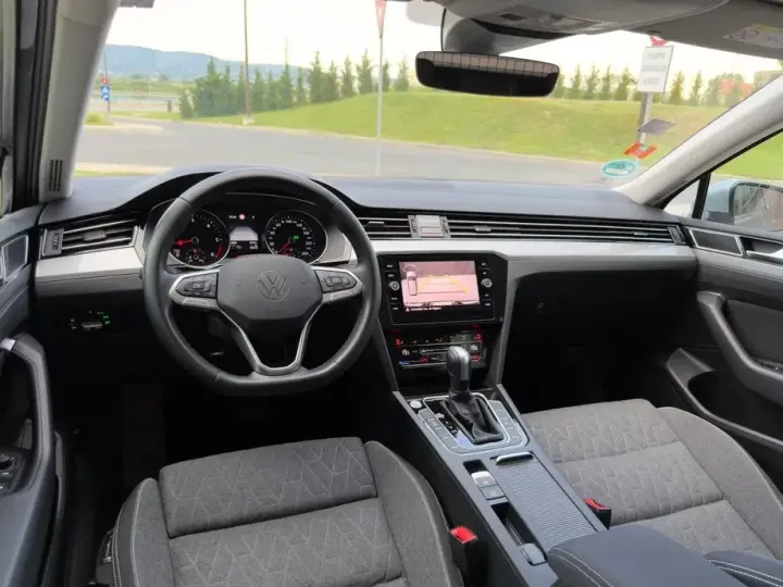 Volkswagen Passat 2.0 TDI SCR DSG Business