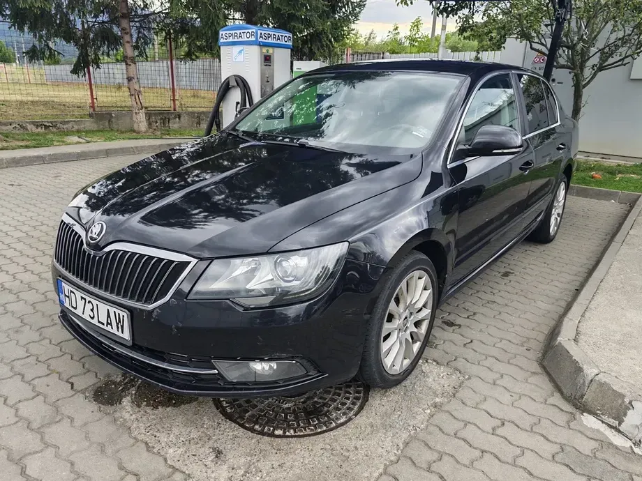 Škoda Superb — imagine 3