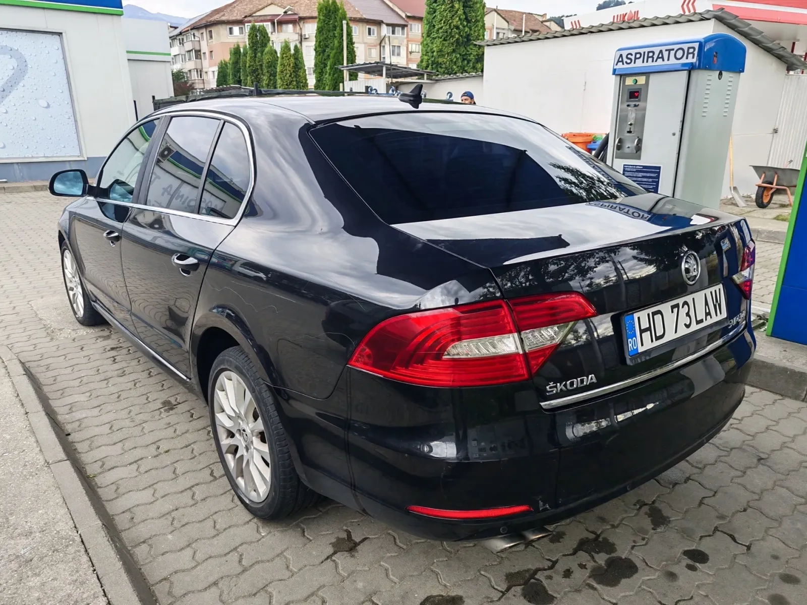 Škoda Superb — imagine 10