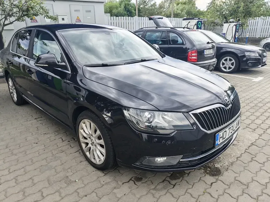 Škoda Superb — imagine 7
