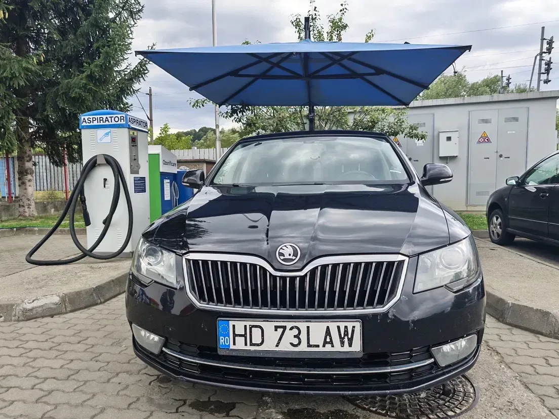 Škoda Superb — imagine 8