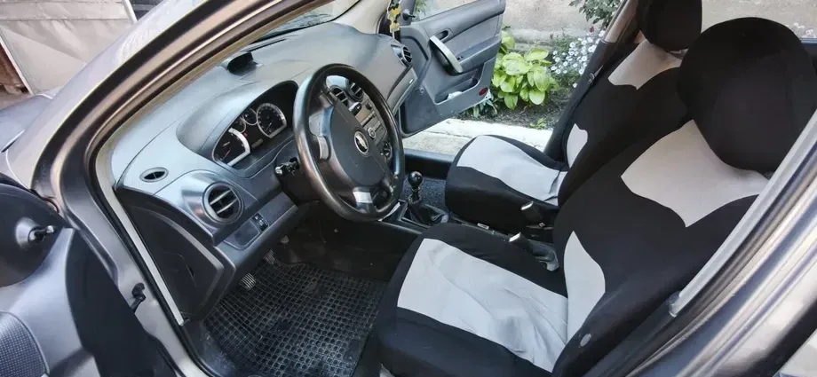 Chevrolet Aveo I 1.4 16V LT — imagine 7